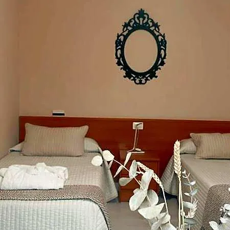 Casa Pazos, Pensión 3*